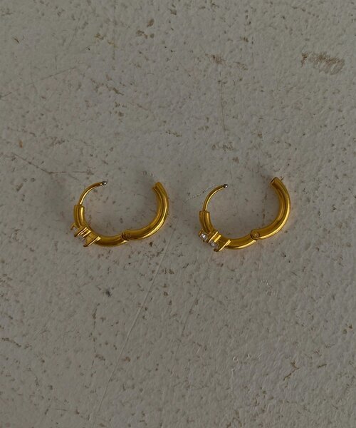 DouDou(ドゥドゥ)の「【インフルエンサー SAKURA企画】アレルギー対応 スターピアス(ピアス(両耳用)・レディース・シルバー/ゴールド・FREE)」の7枚目の写真