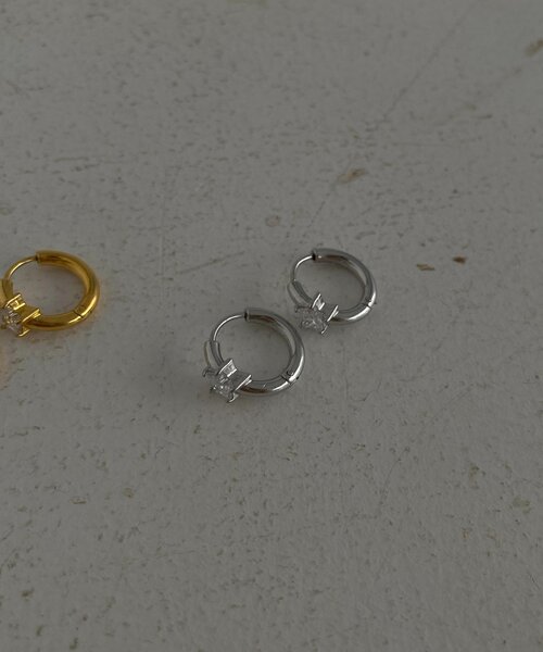 DouDou(ドゥドゥ)の「【インフルエンサー SAKURA企画】アレルギー対応 スターピアス(ピアス(両耳用)・レディース・シルバー/ゴールド・FREE)」の9枚目の写真