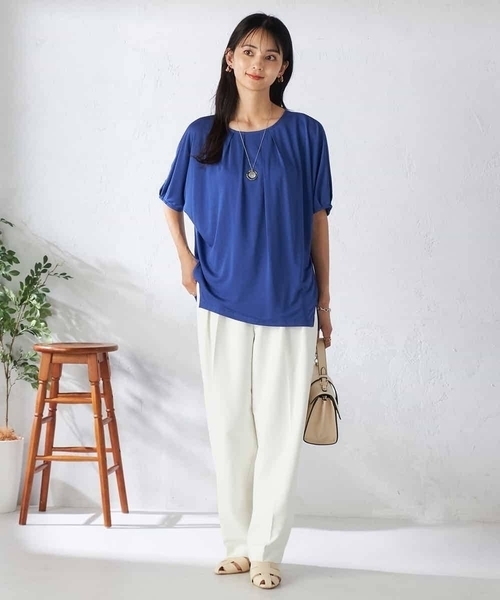 a.v.v（アーヴェヴェ）の「【接触冷感/UVカット/吸水速乾】タックチュニックカットソー（Tシャツ/カットソー・レディース・ブルー/オレンジ/ネイビー・38/36/40）」の18枚目の写真