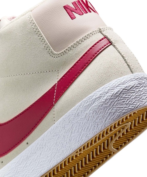 NIKE SB(ナイキエスビー)の「NIKE SB/ナイキエスビー メンズ スニーカー ハイカット スケシュー ストリート ナイキ SB ズーム ブレーザー MID FD0731-100(スニーカー・メンズ・ホワイト×レッド・26.0cm/28.0cm/27.0cm/26.5cm/27.5cm)」の5枚目の写真