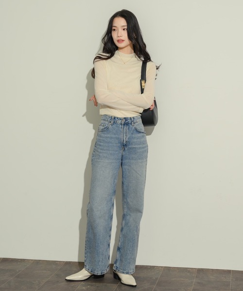 NEUNA(ヌナ)の「シアーモックネックトップス(Tシャツ/カットソー・レディース・アイボリー/ブラック/ブラウン・FREE)」の6枚目の写真