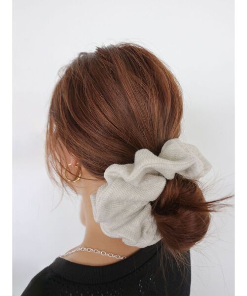 Ungrid（アングリッド）の「FAITH MILLS別注シュシュ（シュシュ・レディース・ライトグレー/ピンク/チャコールグレー/イエロー・FREE）」の20枚目の写真