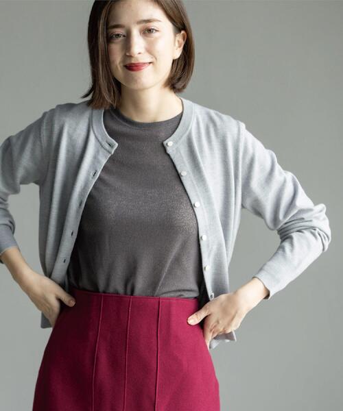 OPAQUE.CLIP（オペークドットクリップ）の「クルーニットカーディガン/エクストラファインメリノウール【THEシリーズ/洗濯機OK】（カーディガン/ボレロ・レディース・グレー/ブルー系その他7/ブラック/グリーン/ワインレッド/キャメル・38/40/36/42）」の8枚目の写真
