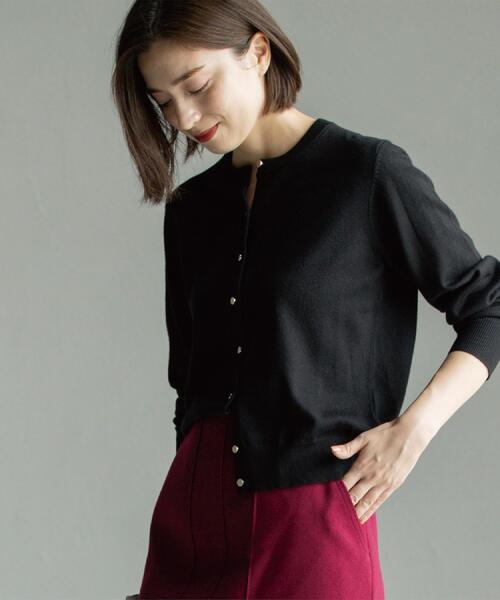 OPAQUE.CLIP（オペークドットクリップ）の「クルーニットカーディガン/エクストラファインメリノウール【THEシリーズ/洗濯機OK】（カーディガン/ボレロ・レディース・グレー/ブルー系その他7/ブラック/グリーン/ワインレッド/キャメル・38/40/36/42）」の13枚目の写真