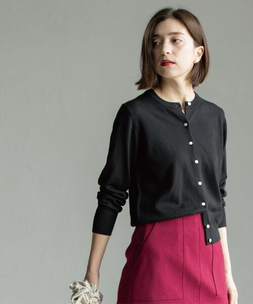 OPAQUE.CLIP（オペークドットクリップ）の「クルーニットカーディガン/エクストラファインメリノウール【THEシリーズ/洗濯機OK】（カーディガン/ボレロ・レディース・グレー/ブルー系その他7/ブラック/グリーン/ワインレッド/キャメル・38/40/36/42）」の14枚目の写真