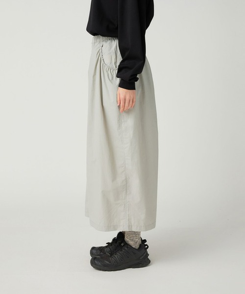 Snow Peak（スノーピーク）の「Snow Peak / Nylon Tussah Utility Storage Skirt  ナイロンタッサーユーティリティストレージスカート（スカート・レディース・ネイビー/ライトグレー/ブラック・1/2/3/4）」の8枚目の写真