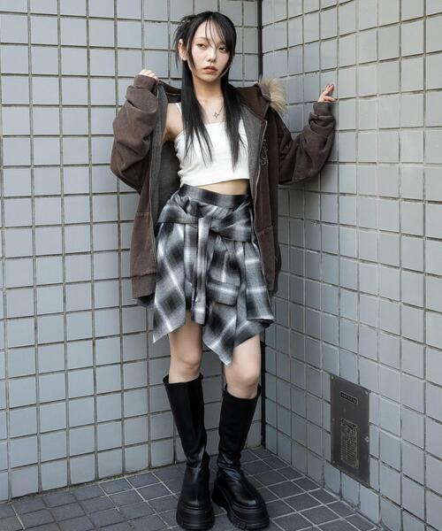 WEGO（ウィゴー）の「WEGO/ファーフードBIGZIPパーカー（パーカー・レディース・ブラウン/スミクロ・FREE）」の4枚目の写真