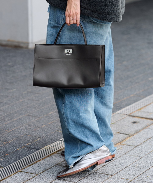 FRAMeWORK（フレームワーク）の「ORSETTO/オルセット ワンハンドルSHOULDERツキ カナグバッグ（ショルダーバッグ・レディース・キャメル/ブラウン・FREE）」の17枚目の写真