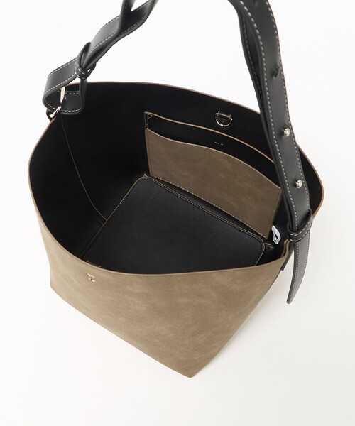 ＆MyuQ（アンドミューク）の「【別注】＜&MyuQ＞CARNA バッグ（トートバッグ・レディース・ブラック/モカ・FREE）」の18枚目の写真