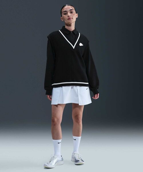 NIKE（ナイキ）の「ナイキ スポーツウェア ウィメンズ ワッフルニット ベスト / Nike Sportswear Women's Waffle-Knit Vest IM7483-010 Black（ベスト・レディース・ブラック・S/M/L/XS/XL）」の4枚目の写真