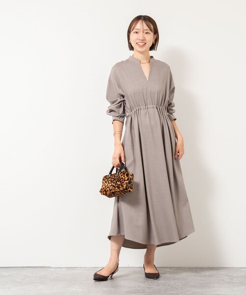 NOLLEY’S（ノーリーズ）の「【一部WEB限定色アイテム】ウォッシャブルシャツワンピース（ワンピース・レディース・ベージュ/ネイビー/チャコールグレー・38）」の5枚目の写真