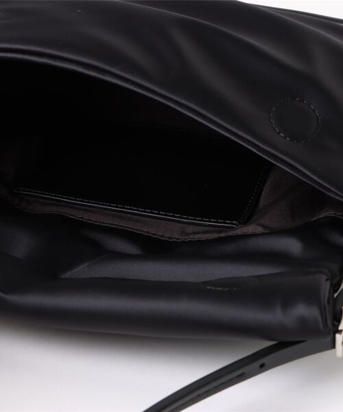 ADD CULUMN（アドカラム）の「【ADD CULUMN/アドカラム】2WAY ナイロン ミニショルダーバッグ ROLLA S FABRIC（ショルダーバッグ・レディース・ブラック・FREE）」の6枚目の写真