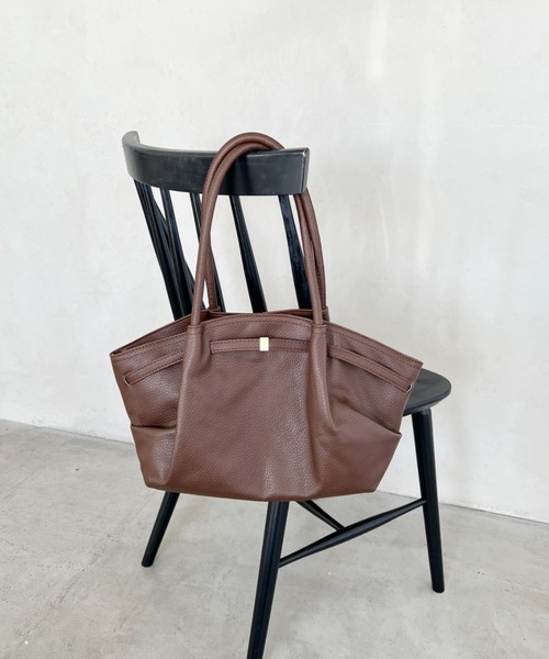 MYMOOD.(マイムード)の「【500mlペットボトル収納可能】PUタックトートバッグ(ハンドバッグ・レディース・ブラック/アイボリー/ワインレッド/ブラウン・FREE)」の22枚目の写真