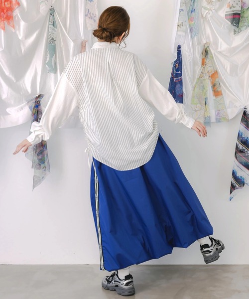 ScoLar(スカラー)の「ScoLar/スカラー 蝶サイドライン バルーンSK(スカート・レディース・ブラック/ネイビー・FREE)」の10枚目の写真