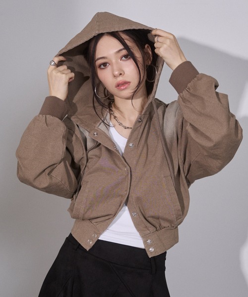 ENVYM（アンビー）の「ウォッシュドショートパーカー（パーカー・レディース・ブラウン/ブラック・FREE）」の5枚目の写真