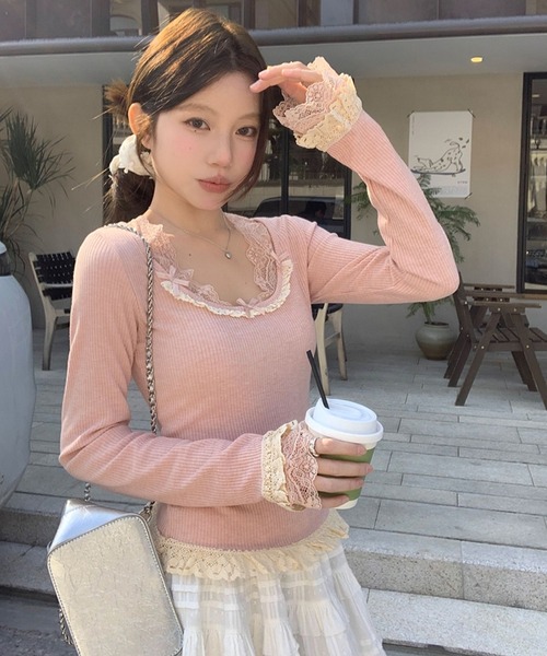 gossip!ロサンゼルス(ゴシップロサンゼルス)の「Y2K かわいいレースリボンネックトップス(Tシャツ/カットソー・レディース・ベージュ/グレー・FREE)」の12枚目の写真