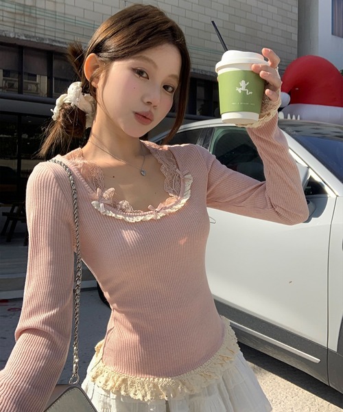 gossip!ロサンゼルス(ゴシップロサンゼルス)の「Y2K かわいいレースリボンネックトップス(Tシャツ/カットソー・レディース・ベージュ/グレー・FREE)」の16枚目の写真
