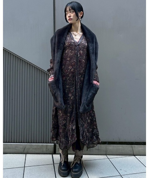 IRENENNE(アイレネ)の「ギャザードレスw/フローラル&ミネラルプリント / Gathered Dressw/Floral&Mineral Print(ワンピース・レディース・ブラウン/ライトピンク・36/38)」の1枚目の写真