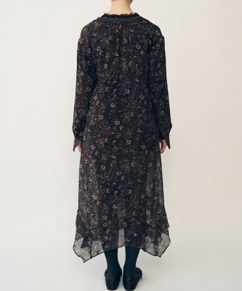IRENENNE(アイレネ)の「ギャザードレスw/フローラル&ミネラルプリント / Gathered Dressw/Floral&Mineral Print(ワンピース・レディース・ブラウン/ライトピンク・36/38)」の8枚目の写真