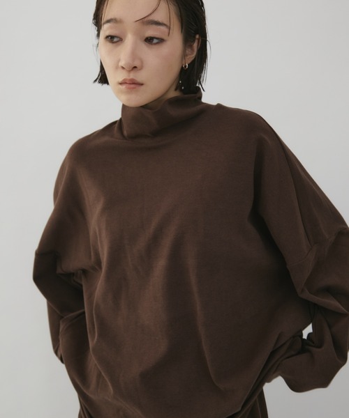 VION(ヴィオン)の「ドレープハイネックアンドマキシスカートセットアップ / Drape High Neck & Maxi Skirt Set Up(Tシャツ/カットソー・レディース・チャコールグレー/ブラウン・FREE)」の14枚目の写真
