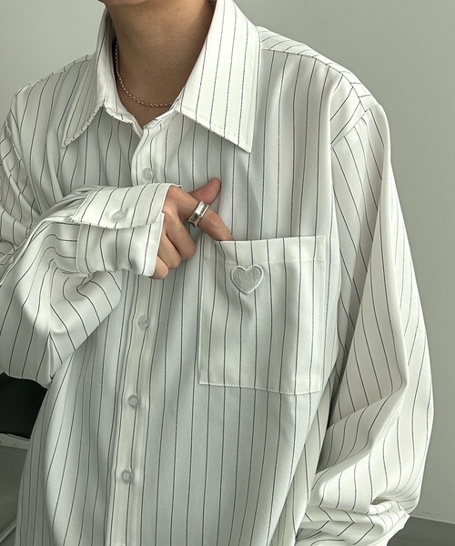 MandO（Auntie Rosa）（エムオー）の「ハート刺繍アクセントアソートシャツ（シャツ/ブラウス・メンズ・ホワイト系その他/ホワイト/ブラック/ブラック系その他・MEDIUM/LARGE）」の2枚目の写真