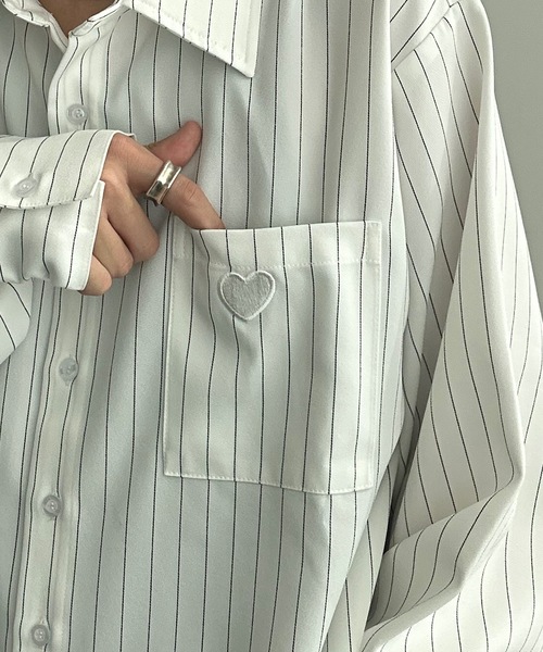 MandO（Auntie Rosa）（エムオー）の「ハート刺繍アクセントアソートシャツ（シャツ/ブラウス・メンズ・ホワイト系その他/ホワイト/ブラック/ブラック系その他・MEDIUM/LARGE）」の9枚目の写真