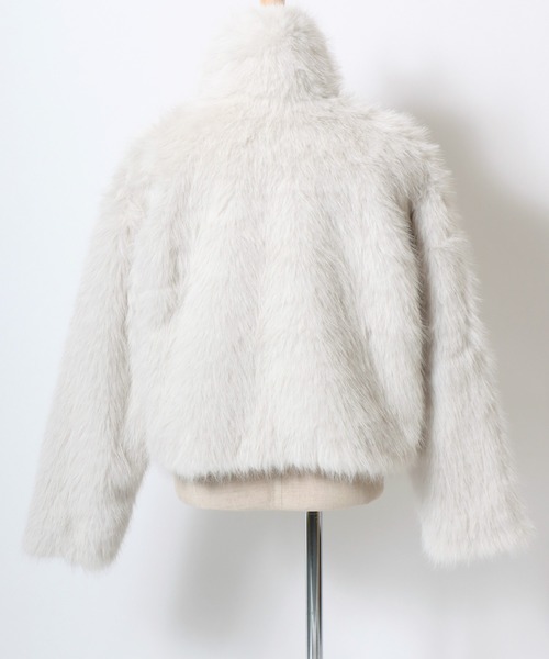 Salong hameu（サロン ハミュー）の「ミックスシャギーフェイクファー スタンドネックブルゾンジャケット レディース（ブルゾン・レディース・チャコールグレー/アイボリー/ブラック・M/L）」の14枚目の写真