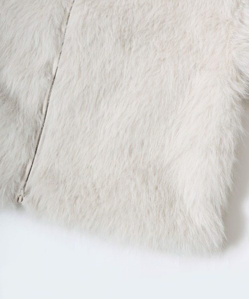 Salong hameu（サロン ハミュー）の「ミックスシャギーフェイクファー スタンドネックブルゾンジャケット レディース（ブルゾン・レディース・チャコールグレー/アイボリー/ブラック・M/L）」の6枚目の写真