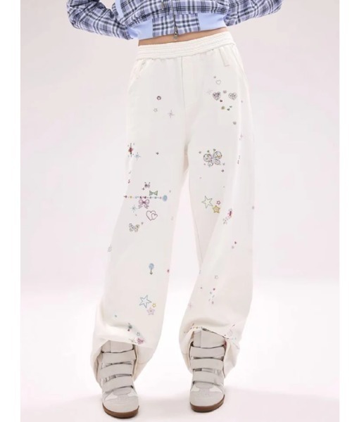 L.H.P(エルエイチピー)の「CFIERCE/フィアス/STICKER TROUSERS(スウェットパンツ・レディース・ホワイト/ブラック・S/M)」の4枚目の写真