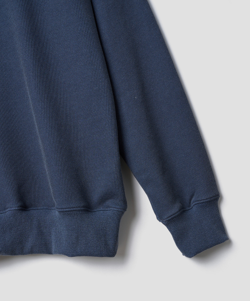 TTUDEMENT(トュードメント)の「VINTAGE OVERFIT GRAPHIC SWEATSHIRT_NAVY(スウェット・レディース・その他・FREE)」の5枚目の写真