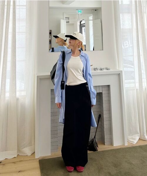 SIYAZU（シヤジュ）の「SIPT7151 カーブドワンタックチノパンツ_ブラック（その他パンツ・レディース・ブラック・SMALL/MEDIUM/LARGE）」の5枚目の写真