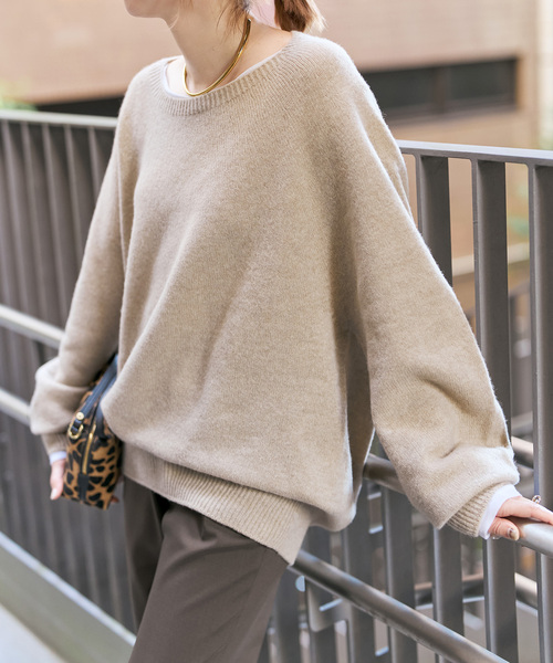 Spick & Span(スピックアンドスパン)の「《新色有り / 追加》ニュアンスコクーンシルエットニット(ニット/セーター・レディース・ホワイト/レッド/ブラウン系その他/ベージュ・FREE)」の3枚目の写真