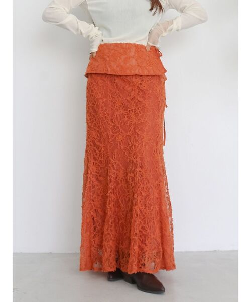 Ungrid（アングリッド）の「起毛レースマーメイドスカート（スカート・レディース・オレンジ/オフホワイト/ブラック・FREE）」の3枚目の写真