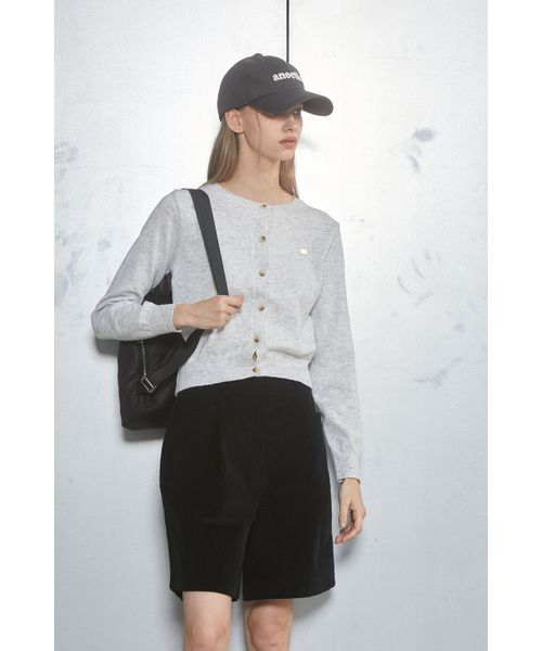 ANOETIC(アノエティック)の「SOLID ROUND CARDIGAN_LIGHT GREY(カーディガン/ボレロ・レディース・ライトグレー・FREE)」の4枚目の写真