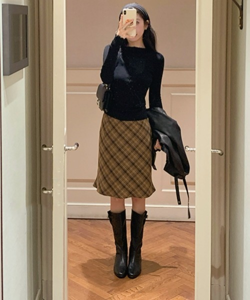 gossip！ロサンゼルス（ゴシップロサンゼルス）の「Y2Kガーリー レトロチェック柄Aラインスカート／ミディ丈（スカート・レディース・ブラウン・S/M/L）」の5枚目の写真