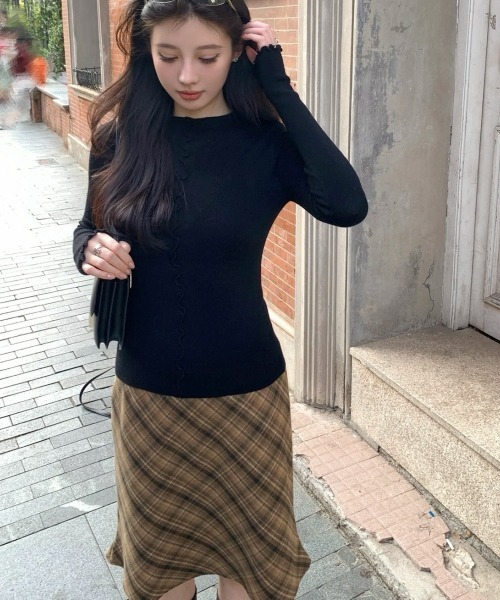 gossip！ロサンゼルス（ゴシップロサンゼルス）の「Y2Kガーリー レトロチェック柄Aラインスカート／ミディ丈（スカート・レディース・ブラウン・S/M/L）」の6枚目の写真