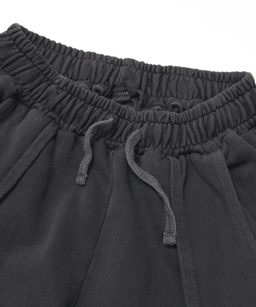 STIGMA(スティグマ)の「PIGMENT ML WIDE BALLON PANTS CHACOAL(スウェットパンツ・メンズ・その他・LARGE/X-LARGE/MEDIUM)」の4枚目の写真