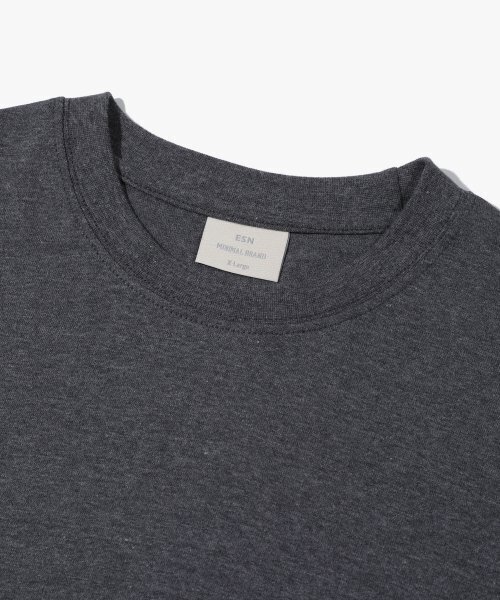 ESN(イーエスエヌ)の「プレミアムシングルセミオーバーフィットTシャツチャコール(Tシャツ/カットソー・メンズ・その他・LARGE/MEDIUM/X-LARGE/XX-LARGE)」の4枚目の写真
