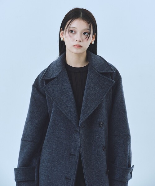 UNITED TOKYO(ユナイテッドトウキョウ)の「【再入荷なし!】SUPER140ラペルショートコート|ウール/保温/冬服(ピーコート・レディース・レッド/グレー/ブラック・1/2)」の8枚目の写真