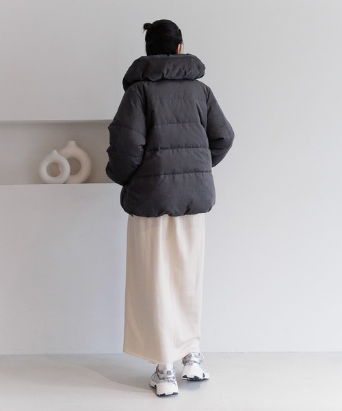 BAYFLOW（ベイフロー）の「[ストレッチ入りで動きやすい]フロントジップチンツスカート（スカート・レディース・ベージュ/ブラック・FREE）」の6枚目の写真
