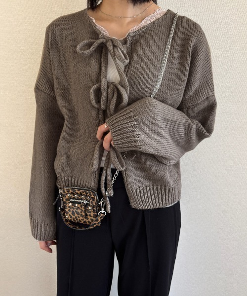 Miniministore(ミニミニストア)の「リボンカーディガン前後2WAYニット春秋(ニット/セーター・レディース・ブラック/イエロー/ピンク/ライトグレー/ブラウン/アイボリー・FREE)」の4枚目の写真