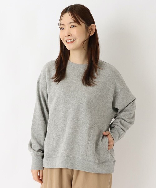 one'sterrace(ワンズテラス)の「綿裏毛ポケット入りプルオーバー(スウェット・レディース・アイボリー系8/ブラック系8/グレー系4・02)」の3枚目の写真