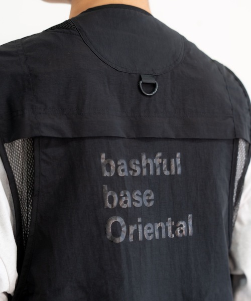 bashful base Oriental（バッシュフルベースオリエンタル）の「【bbO】ユーティリティマルチポケットナイロンベスト（ベスト・メンズ・ブラック・SMALL/MEDIUM/LARGE）」の6枚目の写真