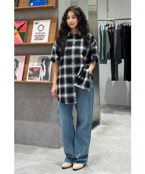 ANOTHER OFFICE WOMEN(アナザー オフィス ウーマン)の「Courtney Jeans (Deep Blue)(デニムパンツ・レディース・その他・S/M)」の4枚目の写真