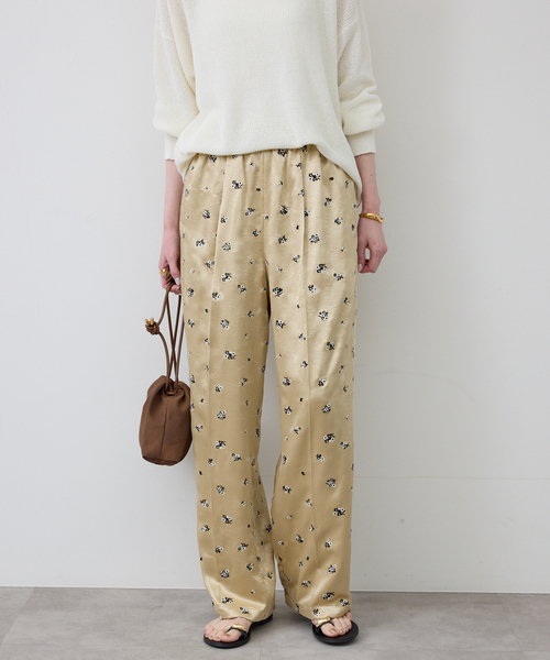 SLOBE IENA（スローブイエナ）の「flower刺繍サテンイージーパンツ（その他パンツ・レディース・ネイビー/イエロー・FREE）」の17枚目の写真