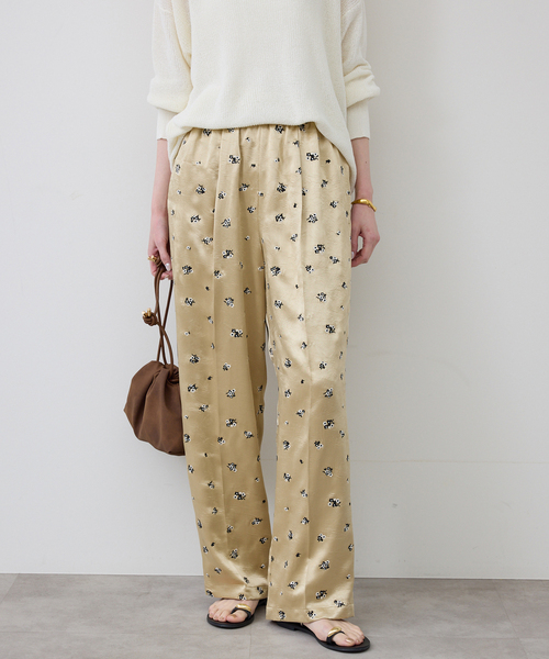 SLOBE IENA（スローブイエナ）の「flower刺繍サテンイージーパンツ（その他パンツ・レディース・ネイビー/イエロー・FREE）」の18枚目の写真