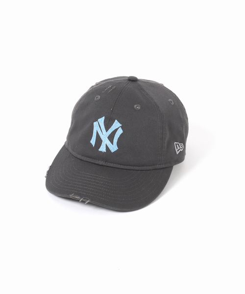 NEW ERA（ニューエラ）の「NEW ERA / ニューエラ 別注 9THIRTY(TM) ハードウォッシュ Yankees（キャップ・メンズ・チャコールグレー/アイボリー・FREE）」の5枚目の写真