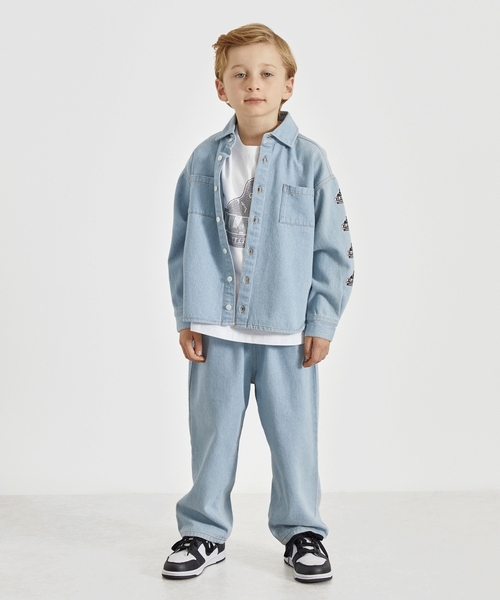 XLARGE KIDS（エクストララージキッズ）の「ヒップパッチロゴ デニムパンツ（デニムパンツ・キッズ・ブルー/ライトブルー・120cm/90cm/140cm/130cm/110cm/100cm）」の19枚目の写真