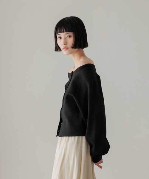 LOWRYS FARM（ローリーズファーム）の「リバーシブルオフショルウラケプルオーバー 642095（スウェット・レディース・ホワイト/イエロー/ブラック・FREE）」の21枚目の写真