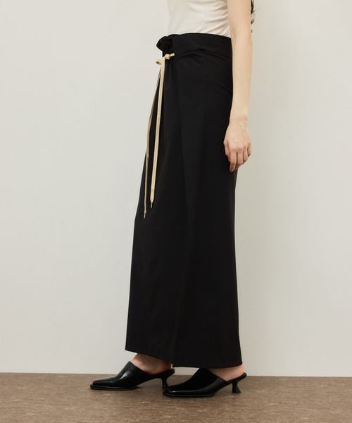 ADAM ET ROPE'（アダムエロペ）の「ドロストリーンスカート（スカート・レディース・ブラック/ブラウン・38/36）」の17枚目の写真